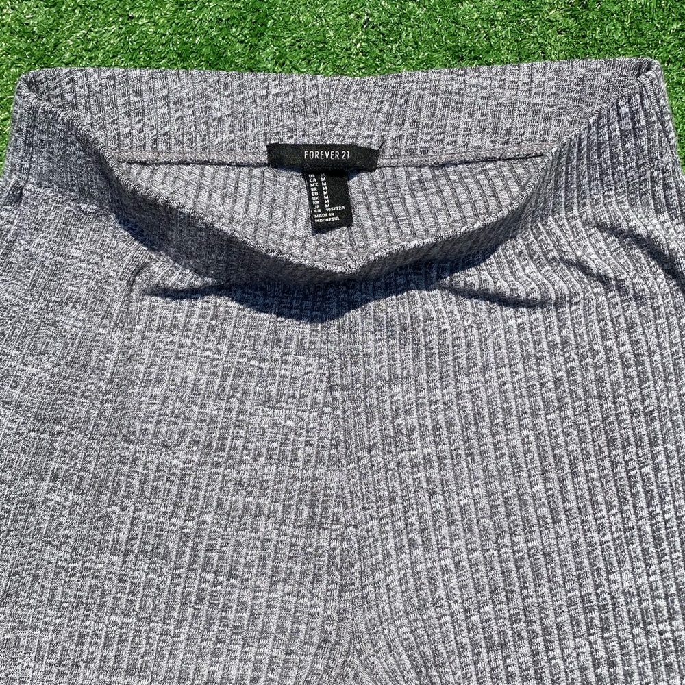 Forever 21 Gray Ribbed Flare Pants - Picture 2 of 3